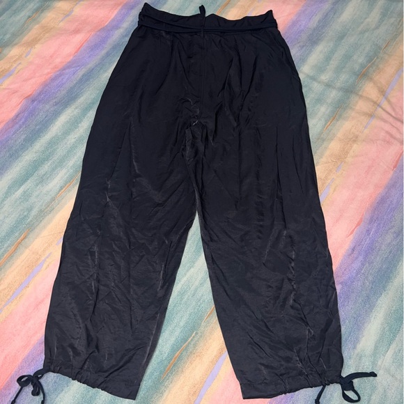 NWT Anthropologie Tiny Heidi Ankle Tie Satin High Waist Baggy Pants Black L - Picture 6 of 7